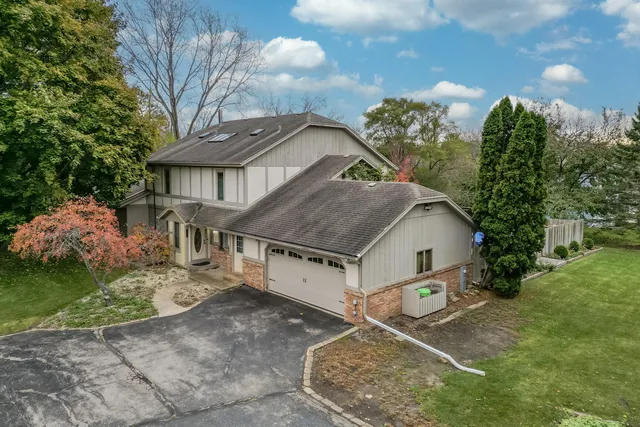 $650,000 | 4440 Lilly Road, Brookfield, WI 53005