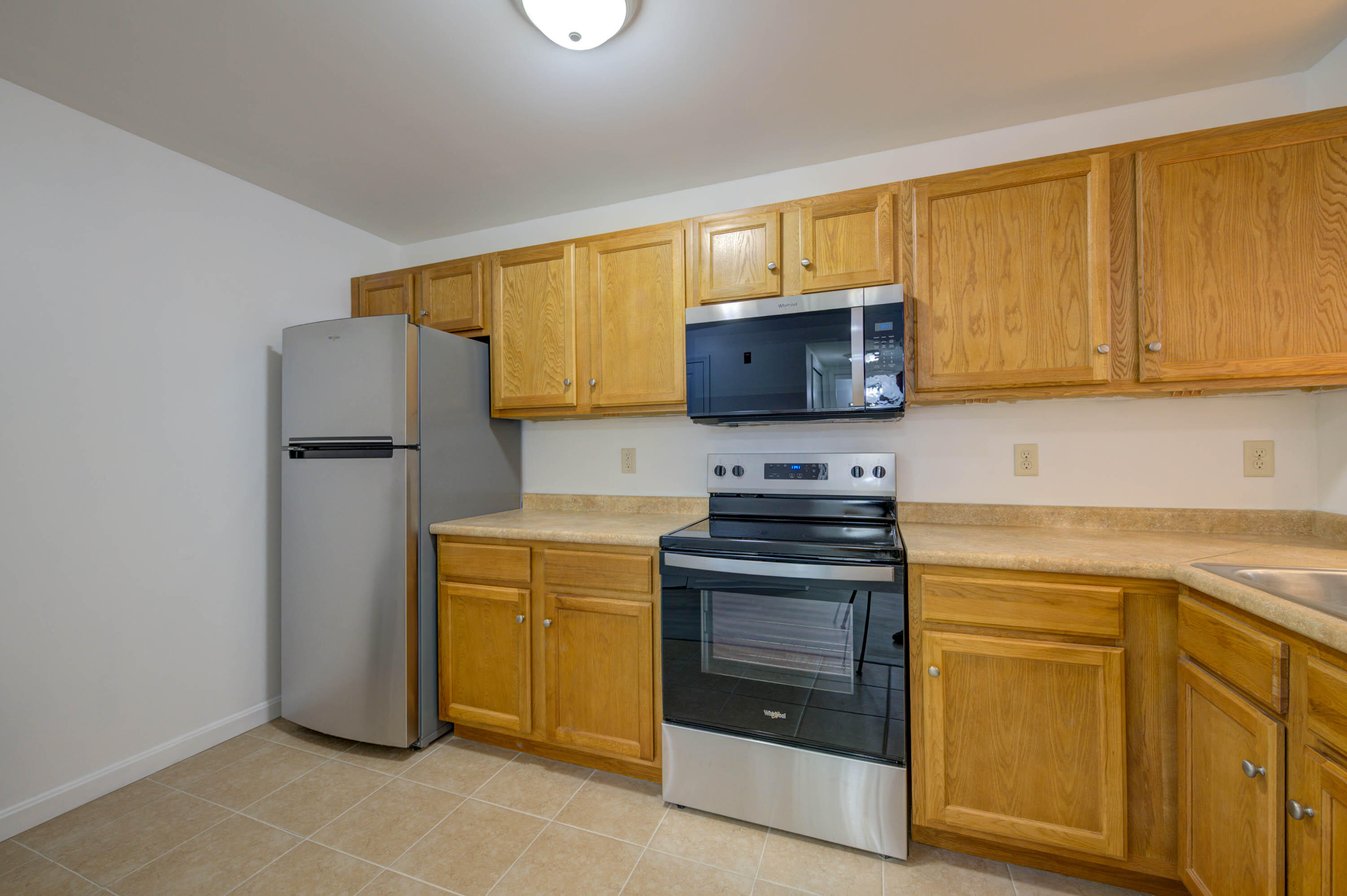 18 Smithwheel Road, Unit 63 Old Orchard Beach, ME 04064 - Photo 10 of 30 Kitchen