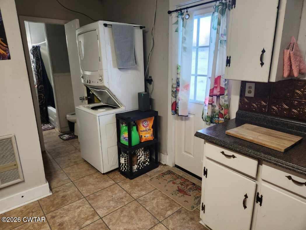 113 North West Street Rutherford, TN 38369 - Photo 18 of 24 a kitchen with a refrigerator and a stove