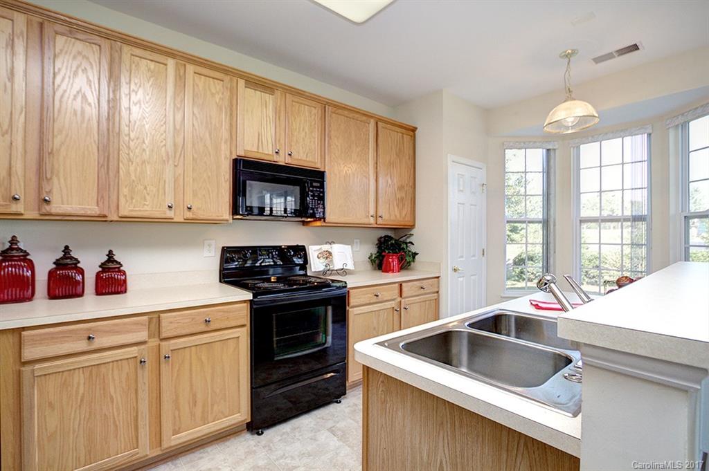 3261 Sapphire Lane Fort Mill, SC 29708 - Photo 7 of 24