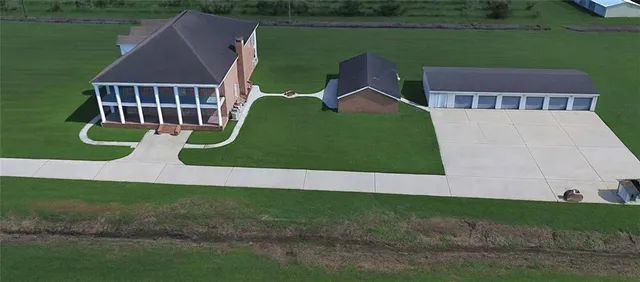 $1,997,000 | 13864 Highway 23, Belle Chasse, LA 70037