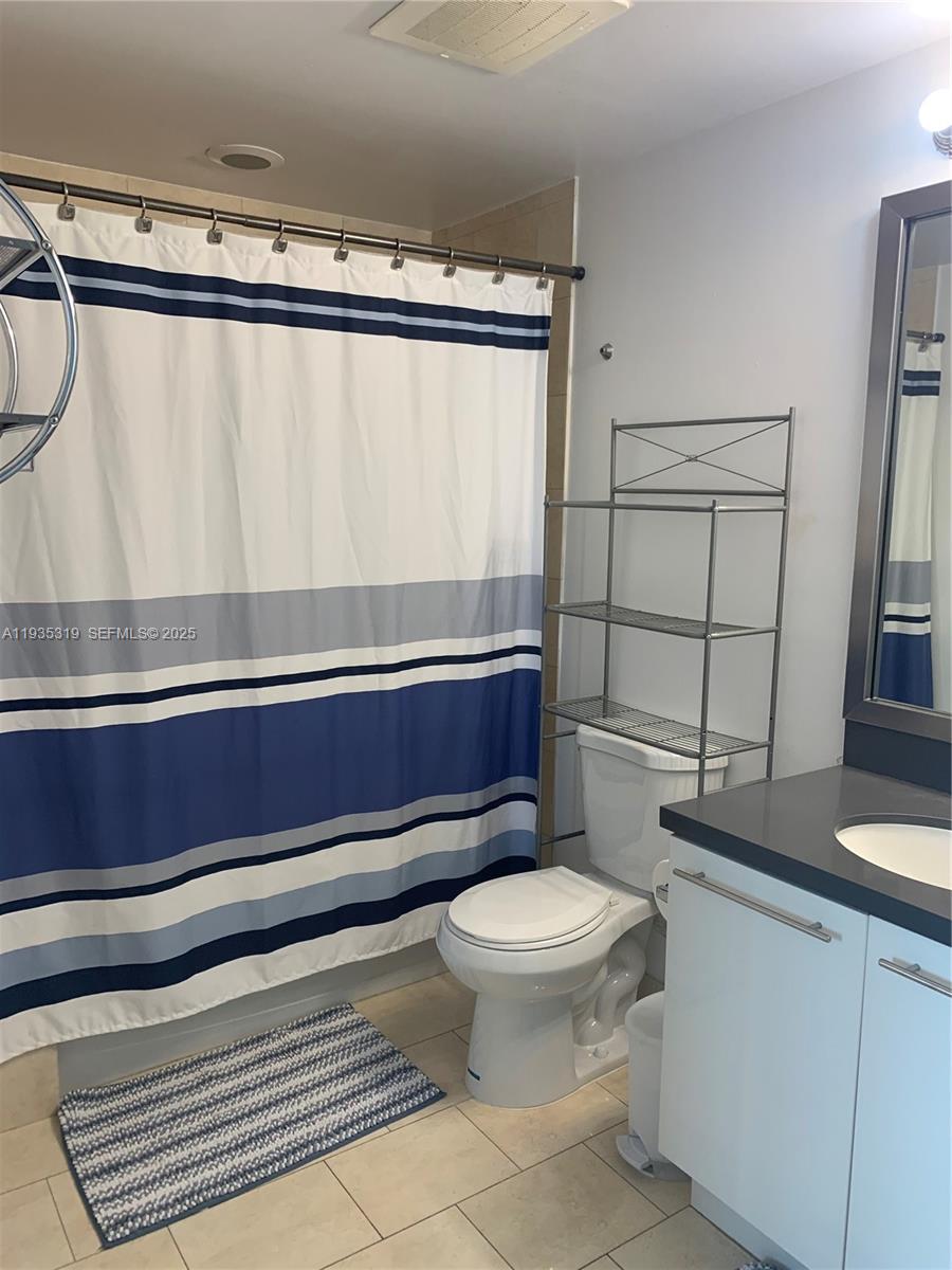 90 Southwest 3rd Street, Unit 1211 Miami, FL 33130 - Photo 10 of 12