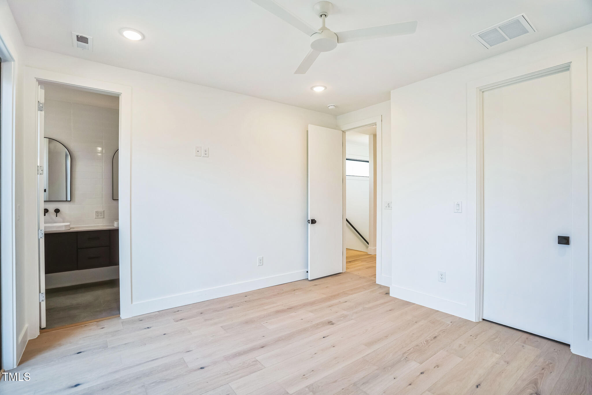 2119 Brewer Street Raleigh, NC 27608 - Photo 17 of 22 2123_Brewer_St_Raleigh_NC_27608_USA-Othe