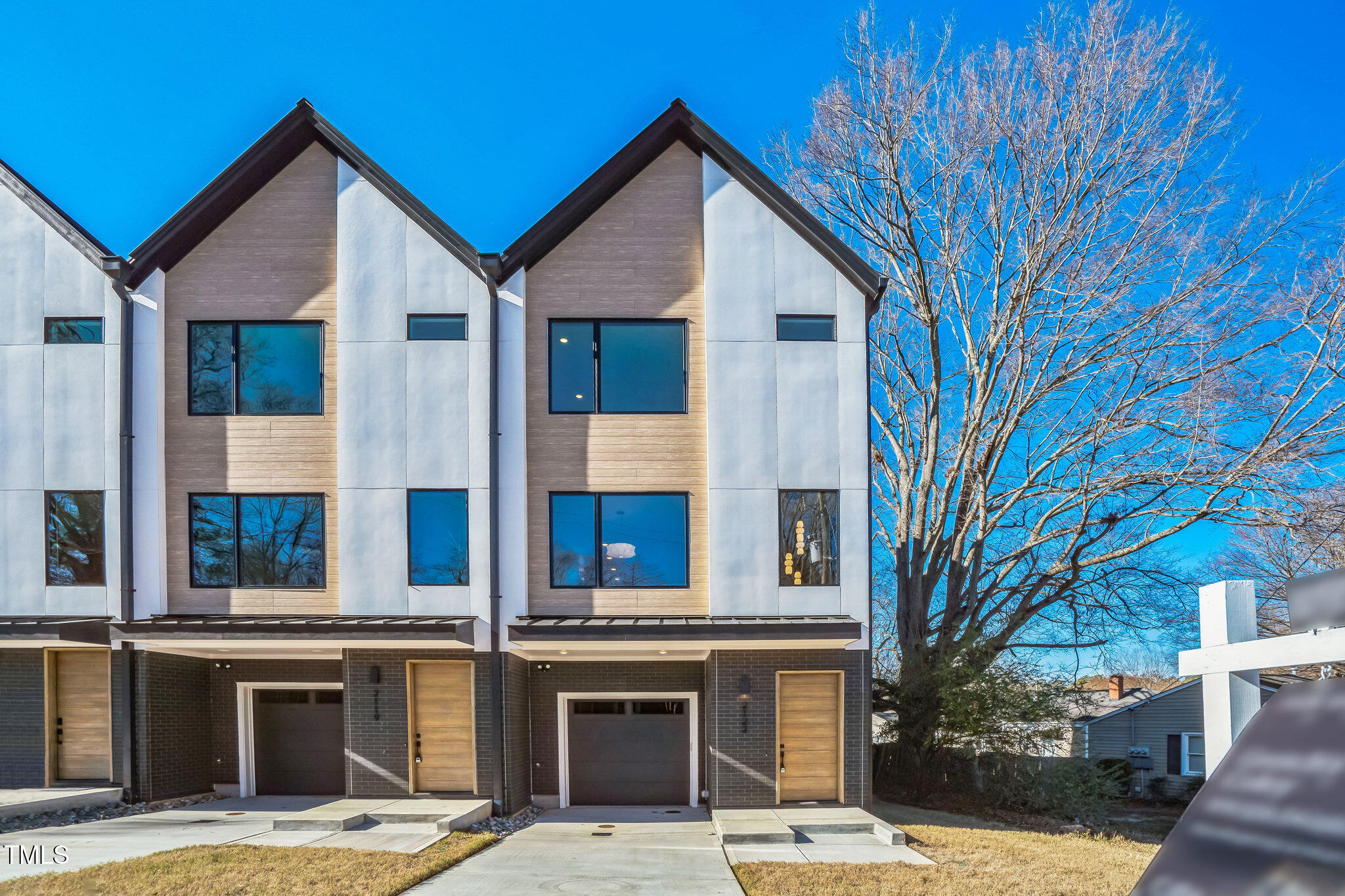 2119 Brewer Street Raleigh, NC 27608 - Photo 2 of 22 2123_Brewer_St_Raleigh_NC_27608_USA-Othe