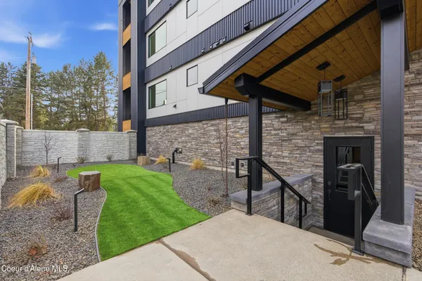 $2,150,000 | 2025 East Mullan Avenue, Coeur D'Alene, ID 83814