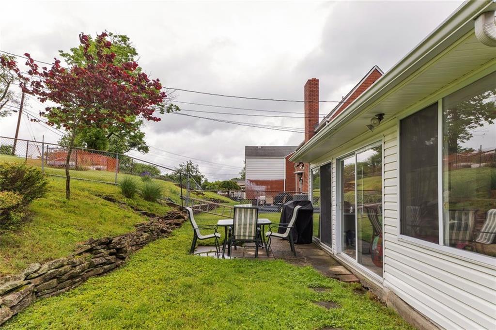 5352 Highgrove Road Pittsburgh, PA 15234 - Photo 29 of 31 Gallery Image 29