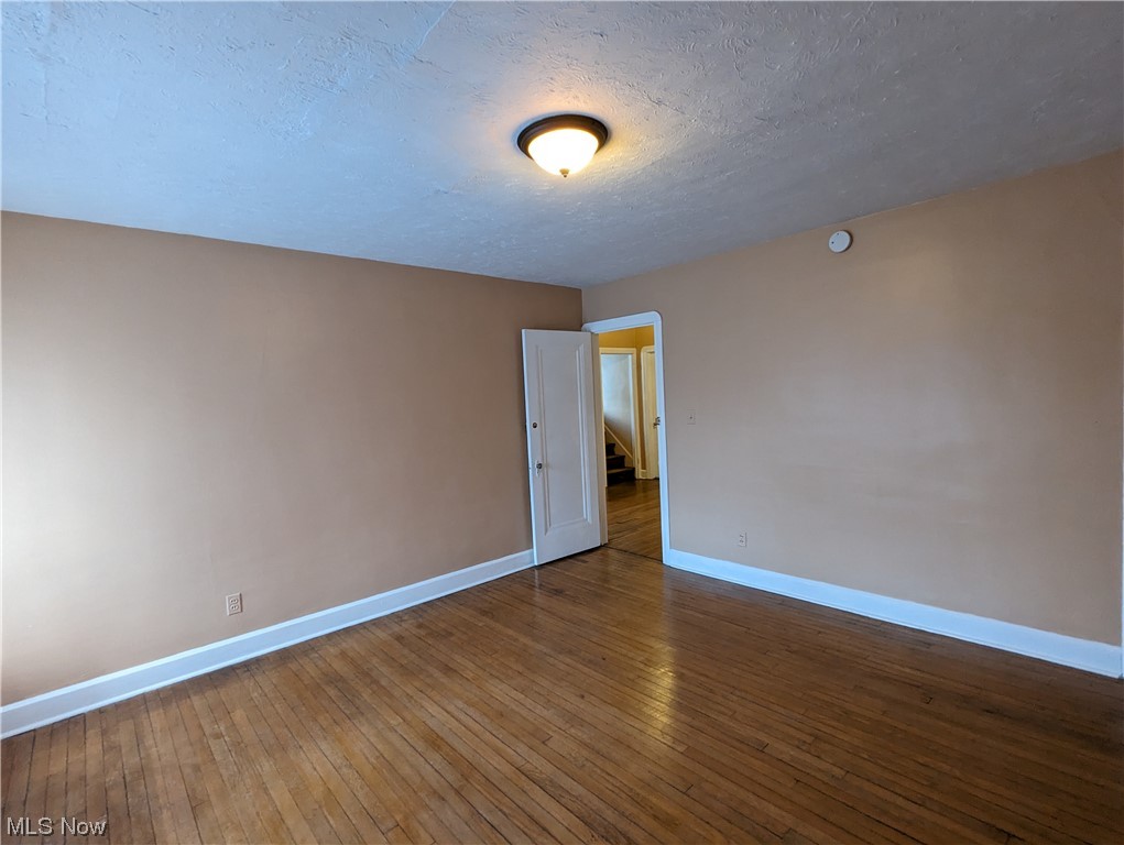 1587 Ivydale Road Cleveland, OH 44118 - Photo 24 of 35 Bedroom #2