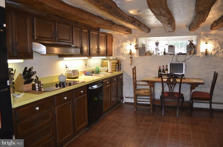 3494 Prince Road Marshall, VA 20115 - Photo 21 of 26 Kitchen