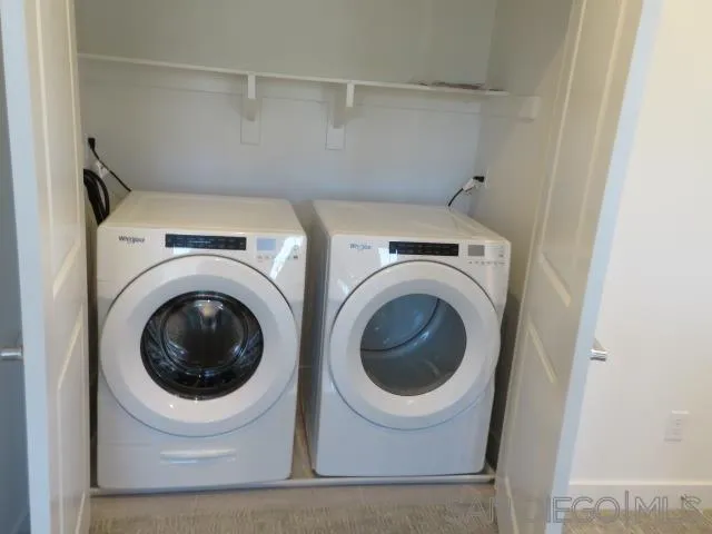 4382 Pacifica Way, Unit 5 Oceanside, CA 92056 - Photo 20 of 35 a utility room with dryer and washer