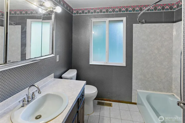 $675,000 | 5755 Blakely Avenue Northeast, Bainbridge Island, WA 98110