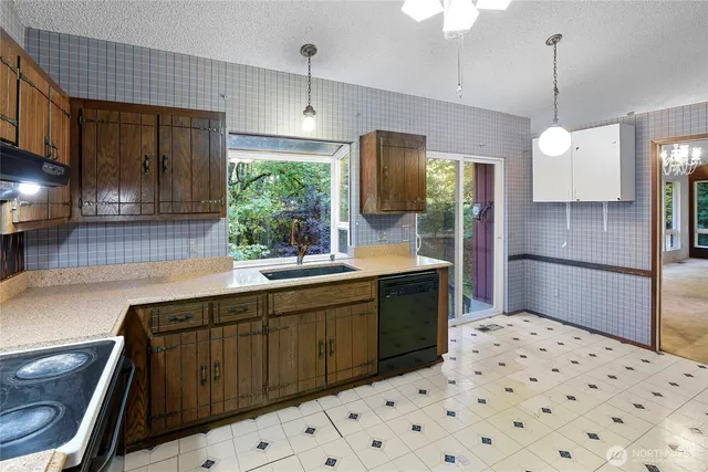 $675,000 | 5755 Blakely Avenue Northeast, Bainbridge Island, WA 98110