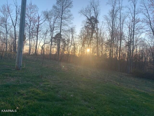 22ECEBE9-2FEB-4701-B242-6444695B78DE