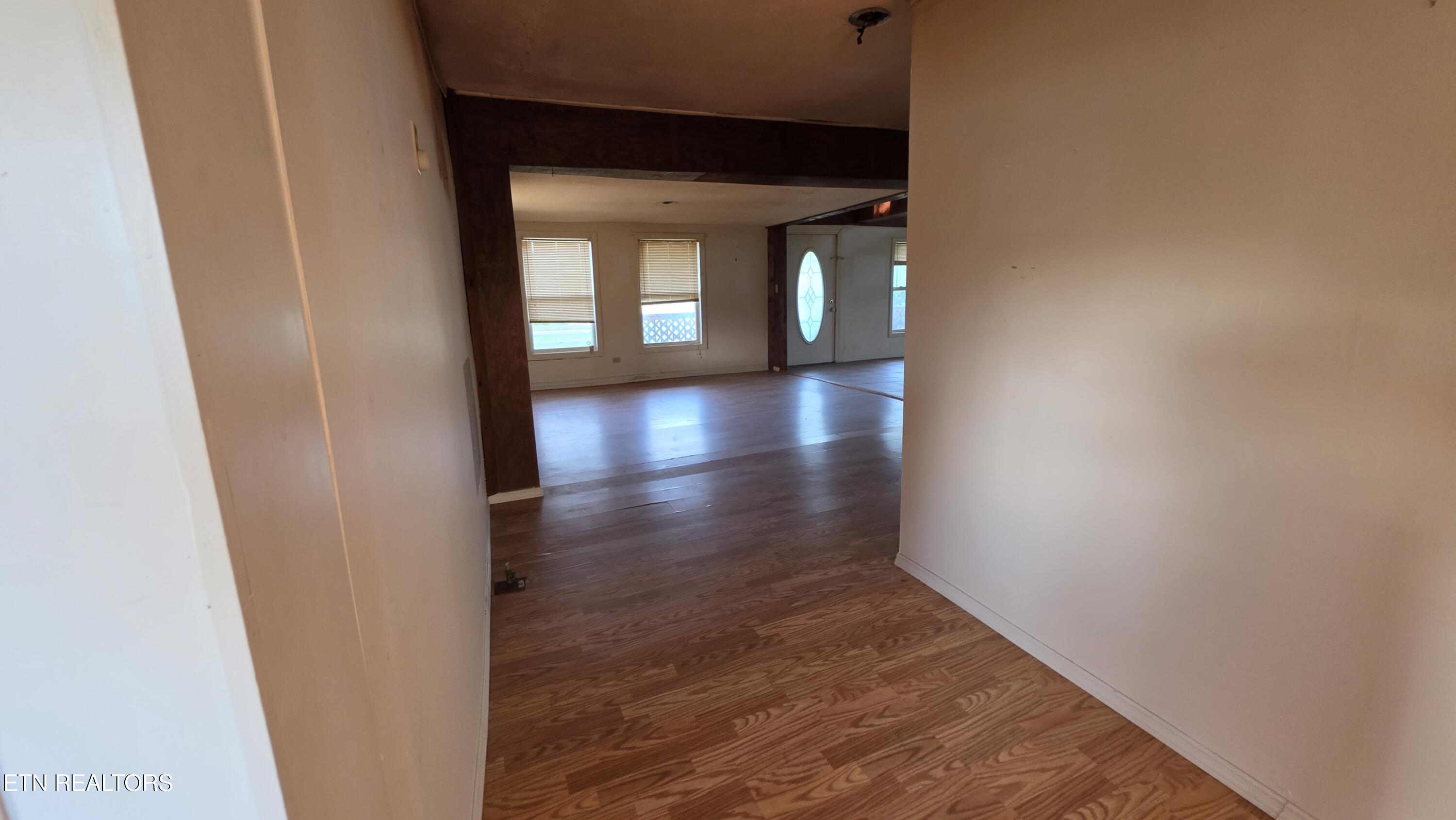 671 Williams Creek Road Oneida, TN 37841 - Photo 14 of 52 20260417_192223