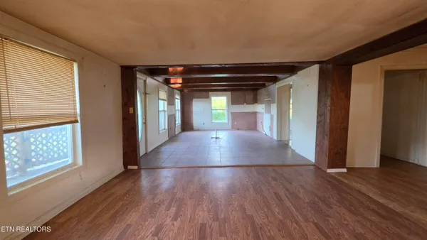 $129,900 | 671 Williams Creek Road, Oneida, TN 37841