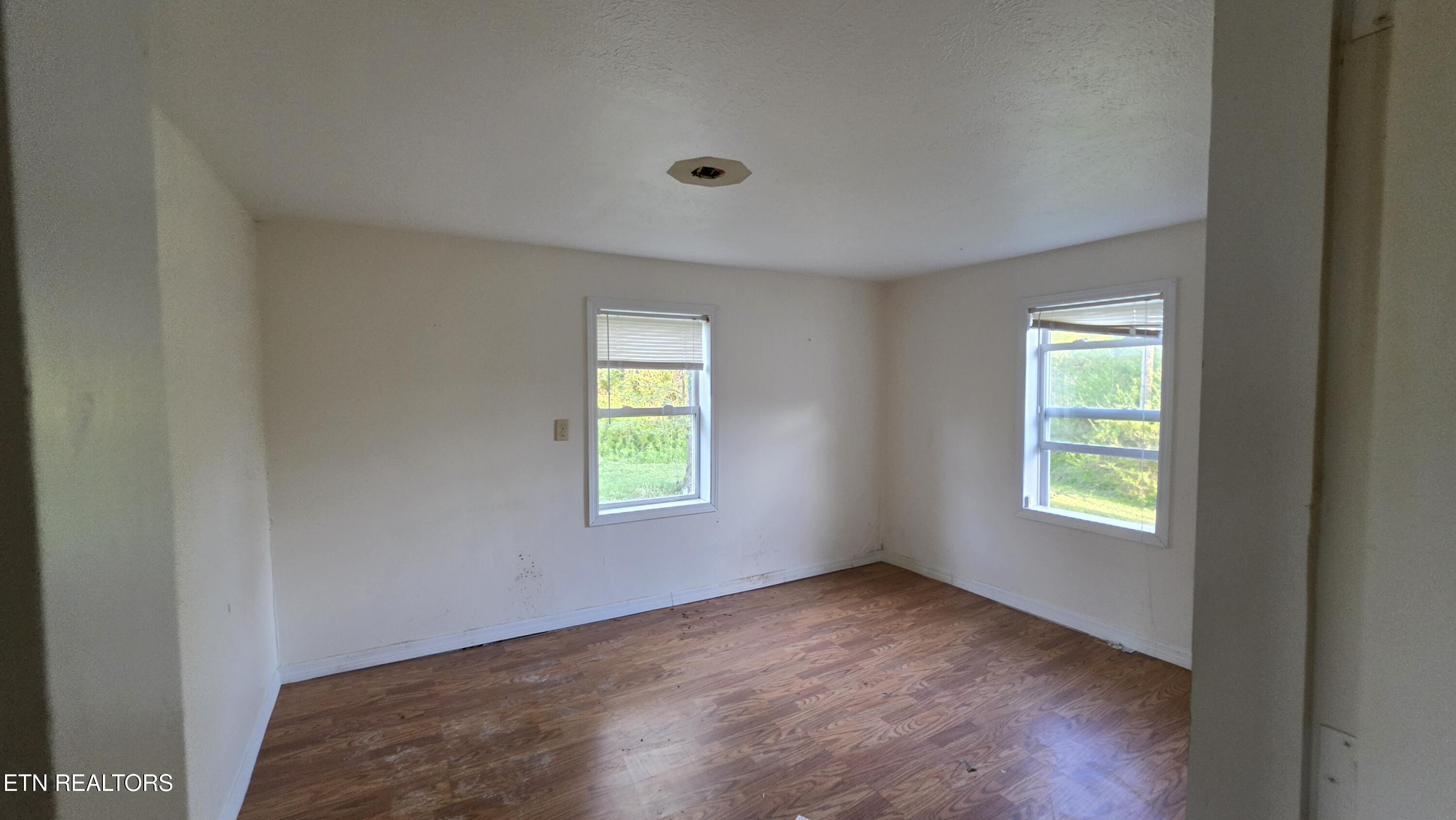 671 Williams Creek Road Oneida, TN 37841 - Photo 41 of 60 20260417_192456