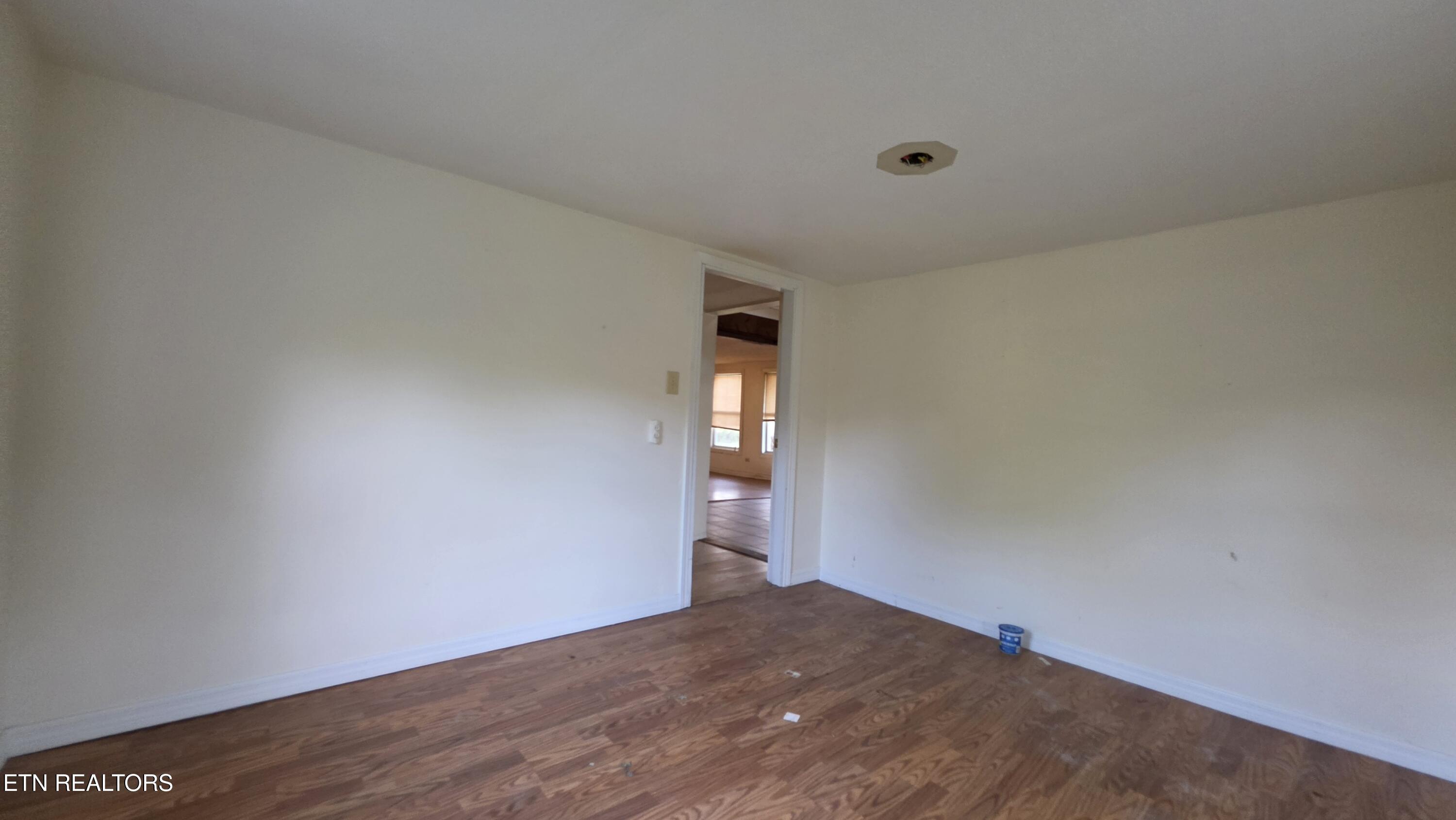 671 Williams Creek Road Oneida, TN 37841 - Photo 42 of 60 20260417_192523