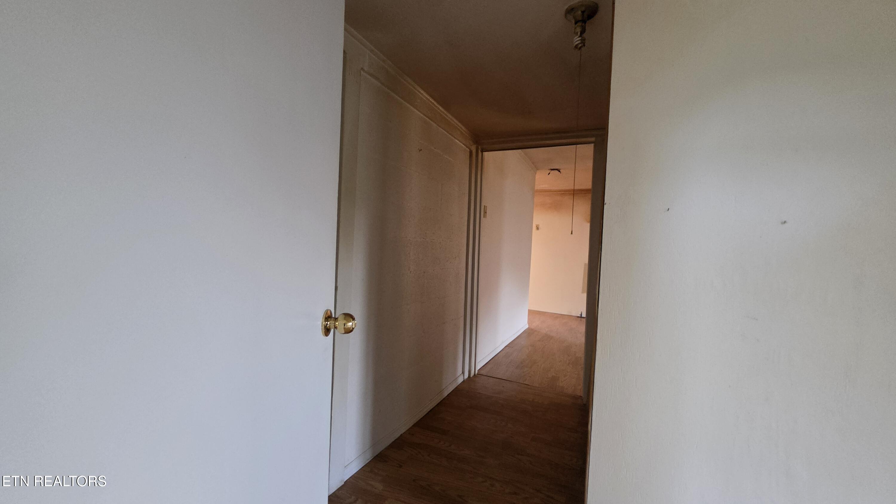 671 Williams Creek Road Oneida, TN 37841 - Photo 43 of 60 20260417_192530