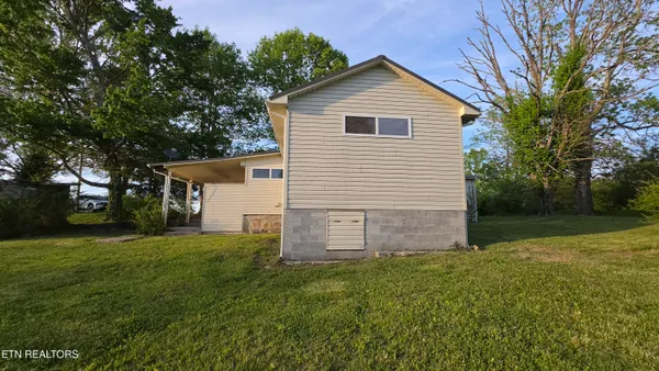$129,900 | 671 Williams Creek Road, Oneida, TN 37841