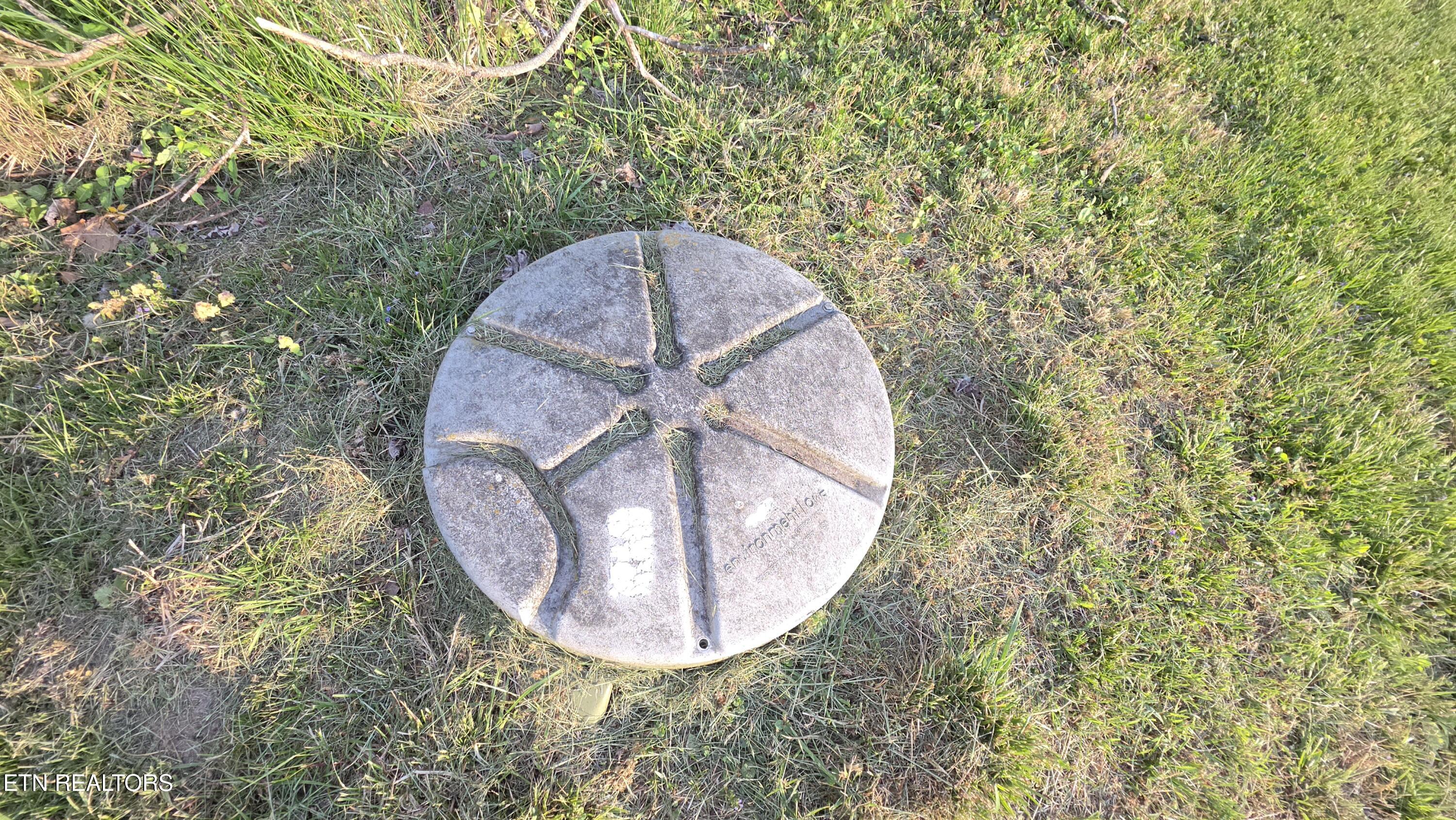 671 Williams Creek Road Oneida, TN 37841 - Photo 8 of 60 20260417_191911