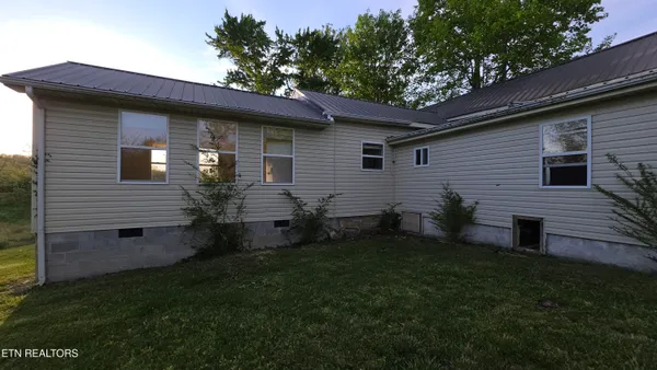 $129,900 | 671 Williams Creek Road, Oneida, TN 37841