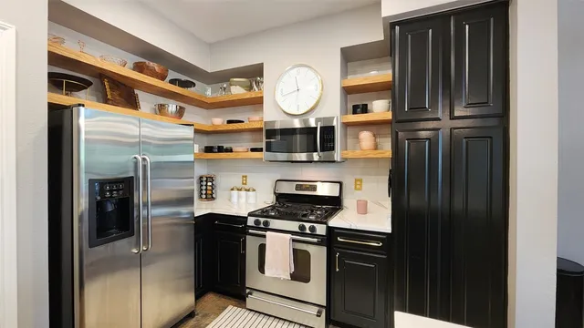 $2,850 | 300 San Gabriel Village Boulevard, Unit 411, Georgetown, TX 78626