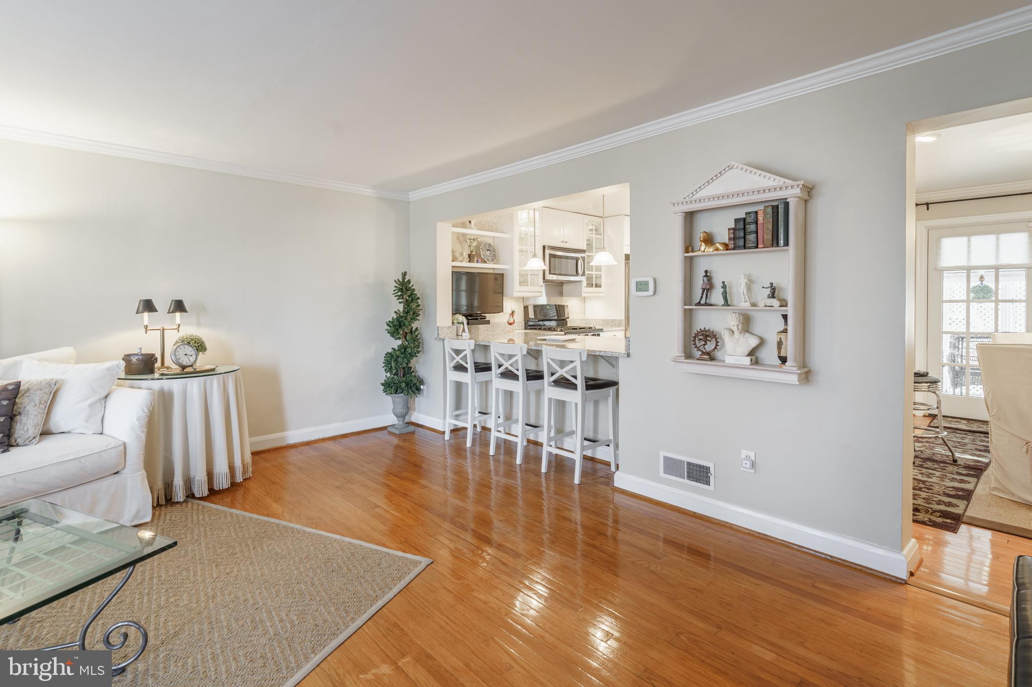 8602 Pleasant Plains Road Towson, MD 21286 - Photo 10 of 32