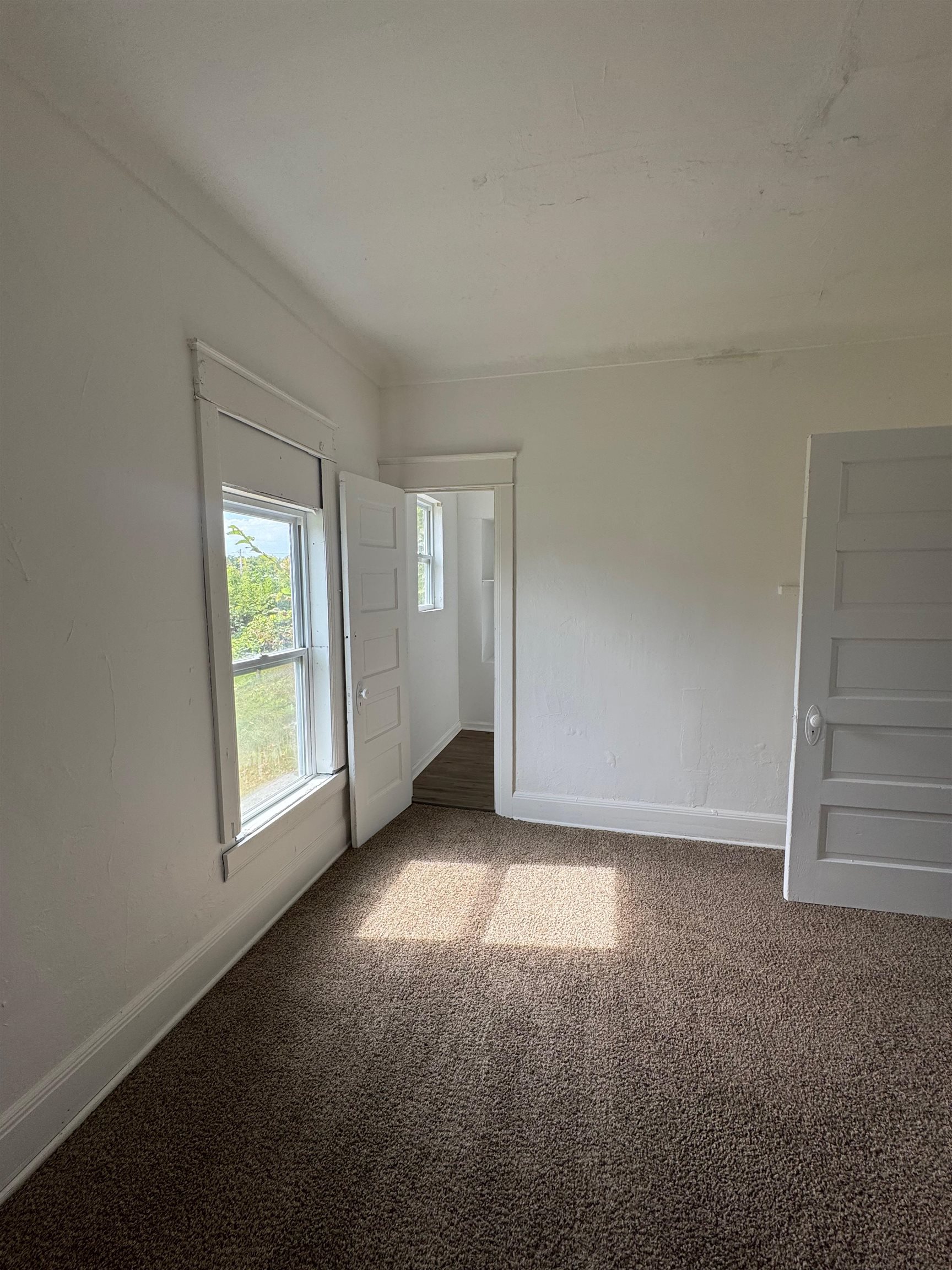 1303 Root Street Flint, MI 48503 - Photo 12 of 16