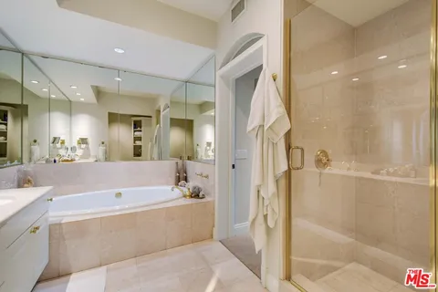 a view of a livingroom with a furniture and a area