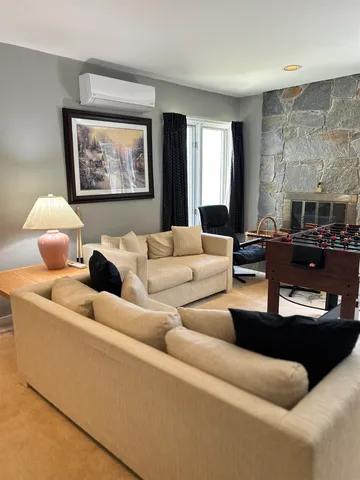 $3,000 | 47 Crown Point Drive, Unit B13, South Londonderry, VT 05155