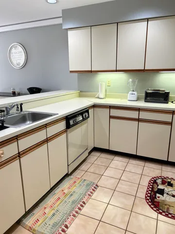 $3,000 | 47 Crown Point Drive, Unit B13, South Londonderry, VT 05155