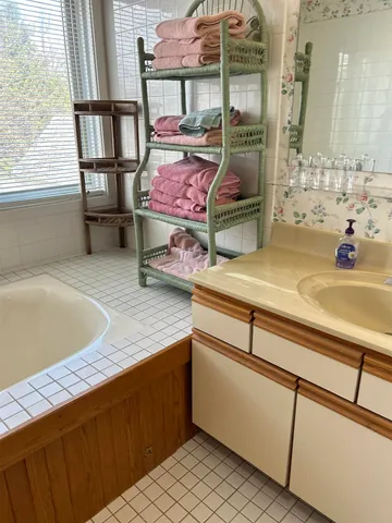 $3,000 | 47 Crown Point Drive, Unit B13, South Londonderry, VT 05155