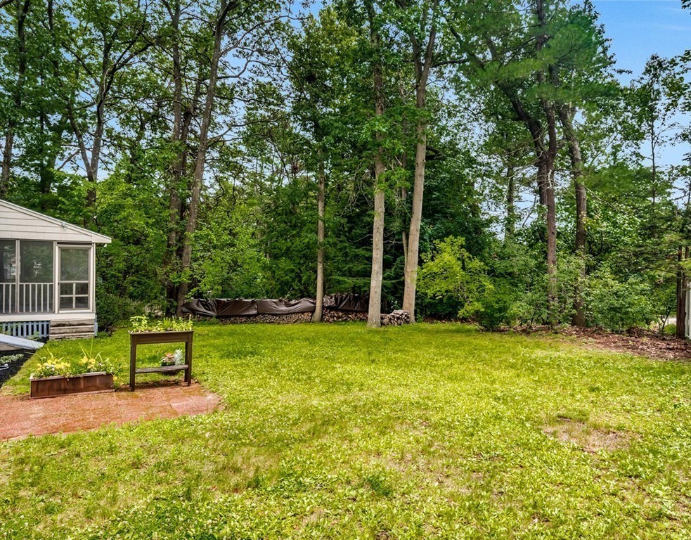 365 Laws Brook Road Concord, MA 01742 - Photo 28 of 30 Gallery Image 28