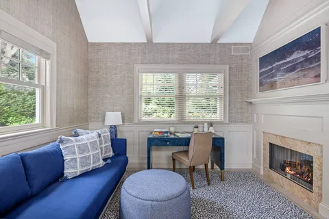 $4,075,000 | 61 Dayton Lane, East Hampton, NY 11937