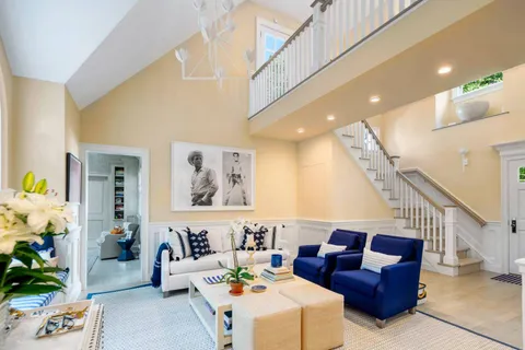 $4,075,000 | 61 Dayton Lane, East Hampton, NY 11937