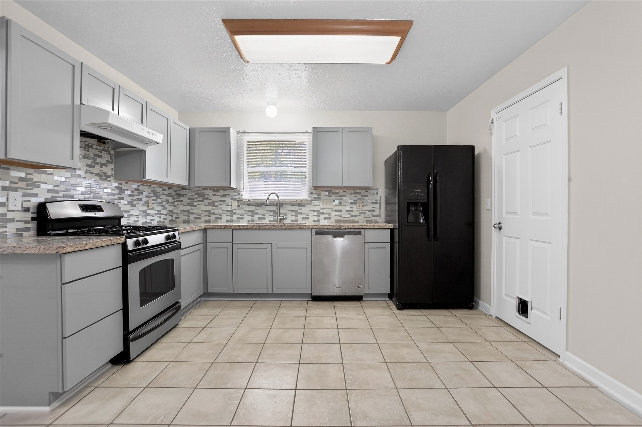 21826 Raven Tree Court Porter, TX 77365 - Photo 11 of 46