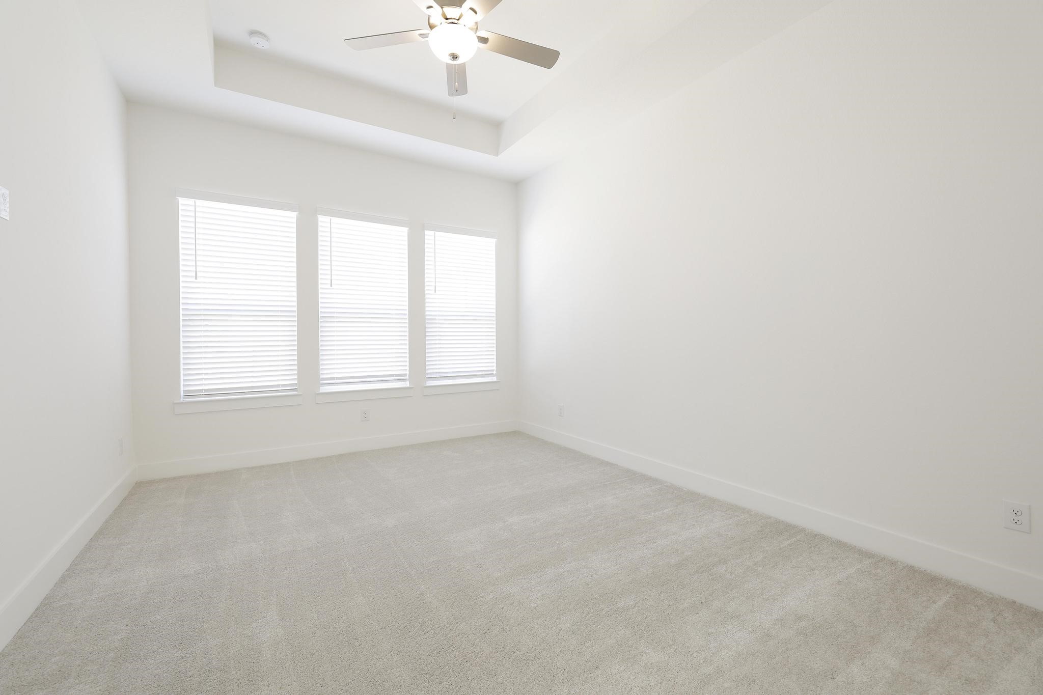 26934 Putnam Bnd Lane Spring, TX 77389 - Photo 11 of 21 an empty room with a window