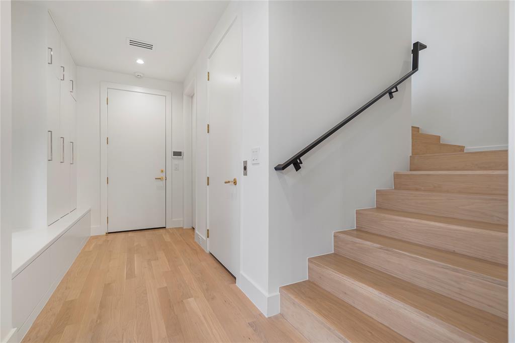 3619 Springbrook Street Dallas, TX 75205 - Photo 10 of 40 a view of entryway with wooden floor