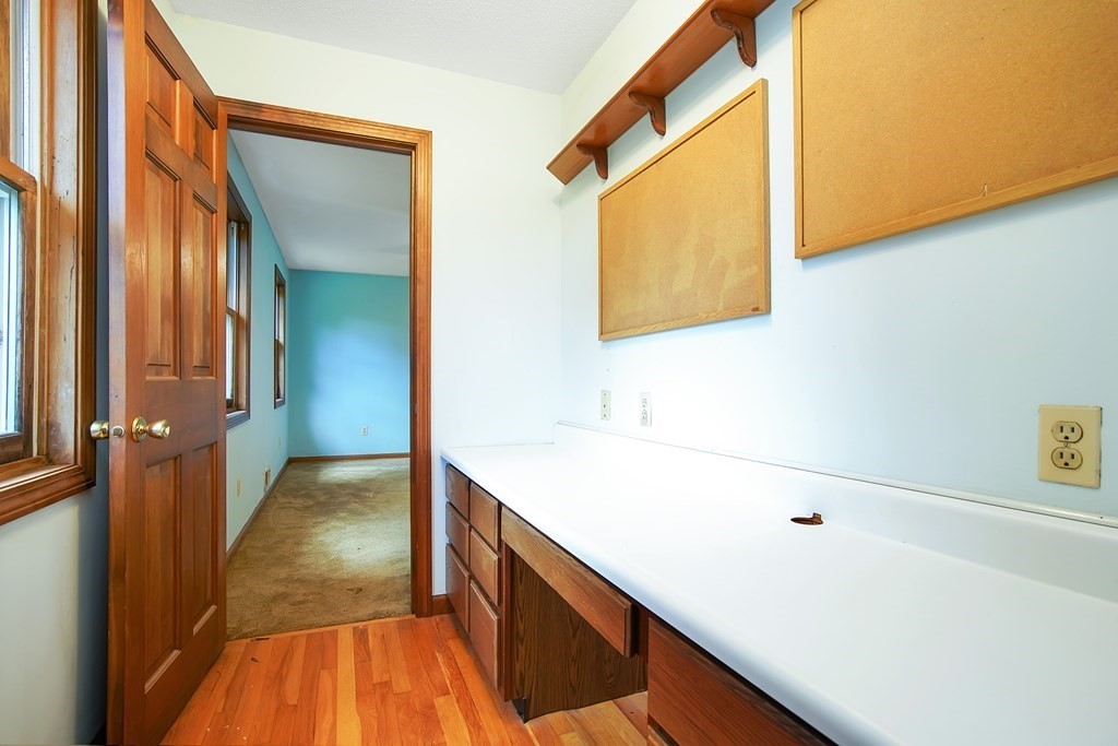 43 Robbins Road Monson, MA 01057 - Photo 20 of 36