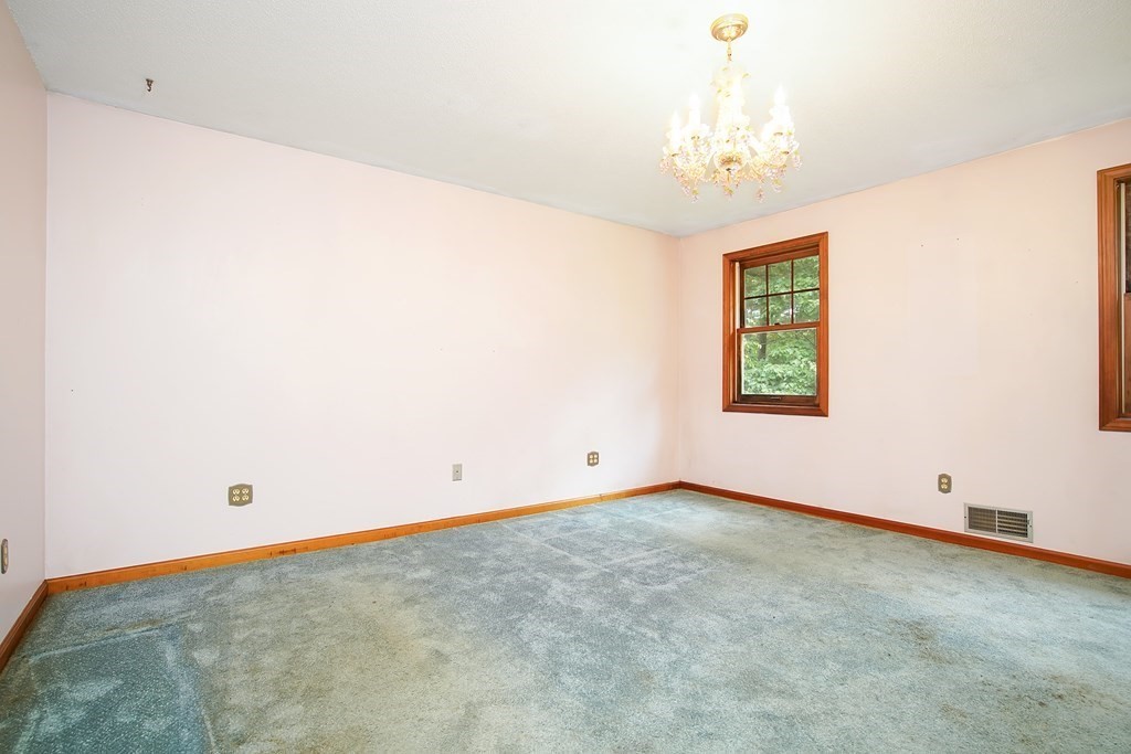 43 Robbins Road Monson, MA 01057 - Photo 24 of 36
