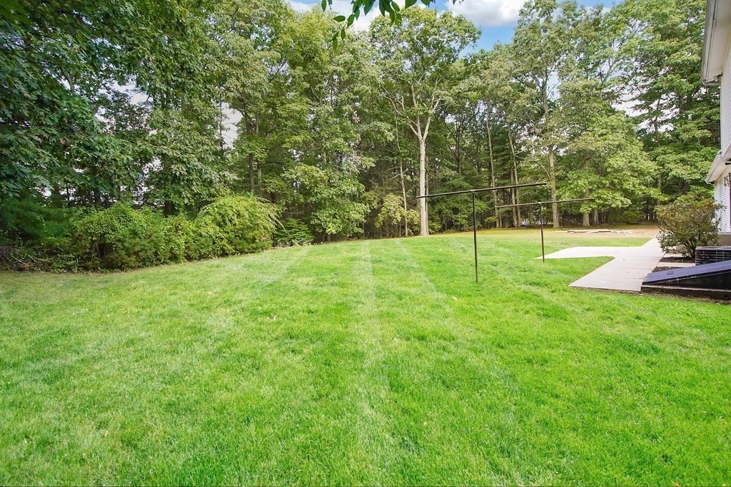 43 Robbins Road Monson, MA 01057 - Photo 31 of 36