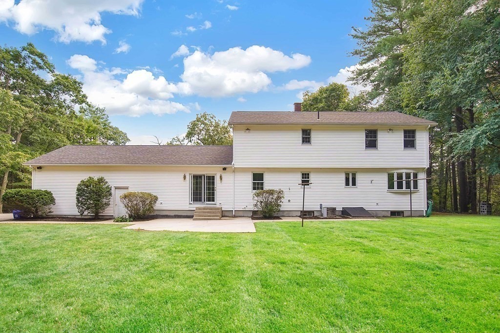 43 Robbins Road Monson, MA 01057 - Photo 35 of 36