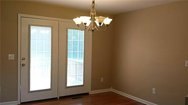 1001 Derryberry Farm Road Columbia, TN 38401 - Photo 10 of 20 Dining area opens to the deck in back.