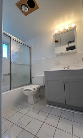 $79,900 | 2050 Northeast 39th Street, Unit 312E, Lighthouse Point, FL 33064