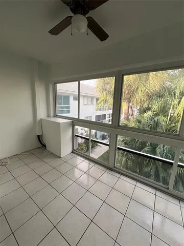 $79,900 | 2050 Northeast 39th Street, Unit 312E, Lighthouse Point, FL 33064