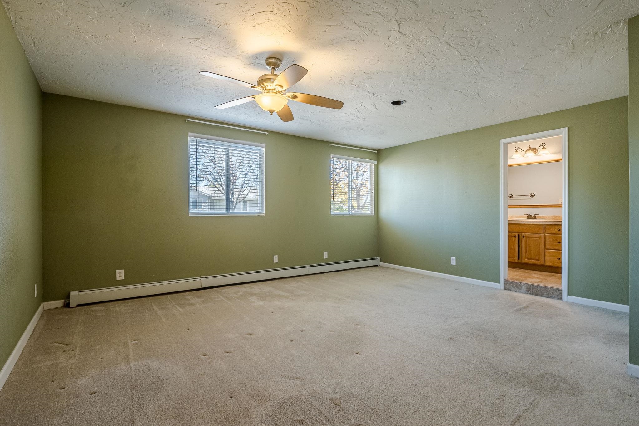 585-29 29 3/8 Road Grand Junction, CO 81504 - Photo 14 of 42 a view of an empty room with a window