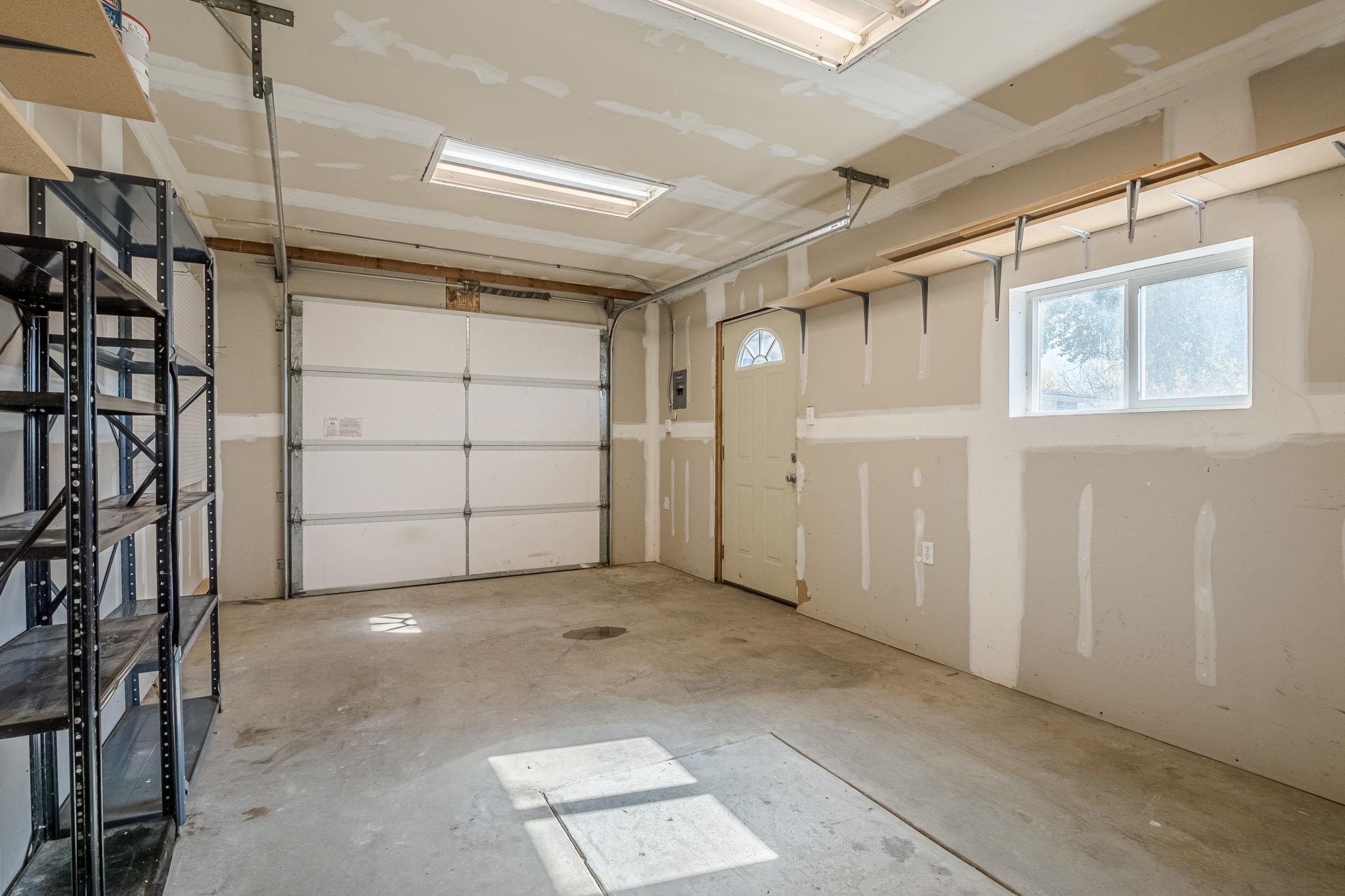 585-29 29 3/8 Road Grand Junction, CO 81504 - Photo 42 of 42 a view of a garage