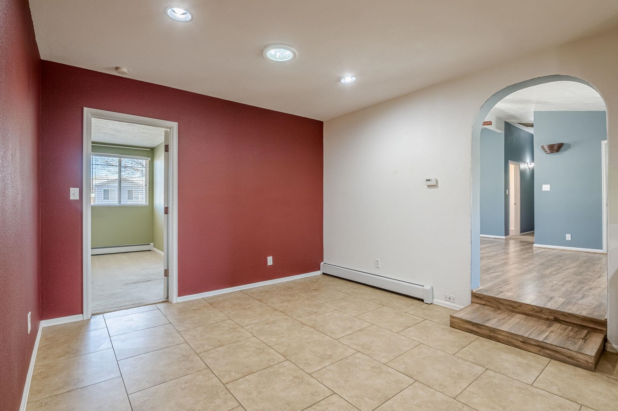 585-29 29 3/8 Road Grand Junction, CO 81504 - Photo 10 of 42 an empty room with entrance and door