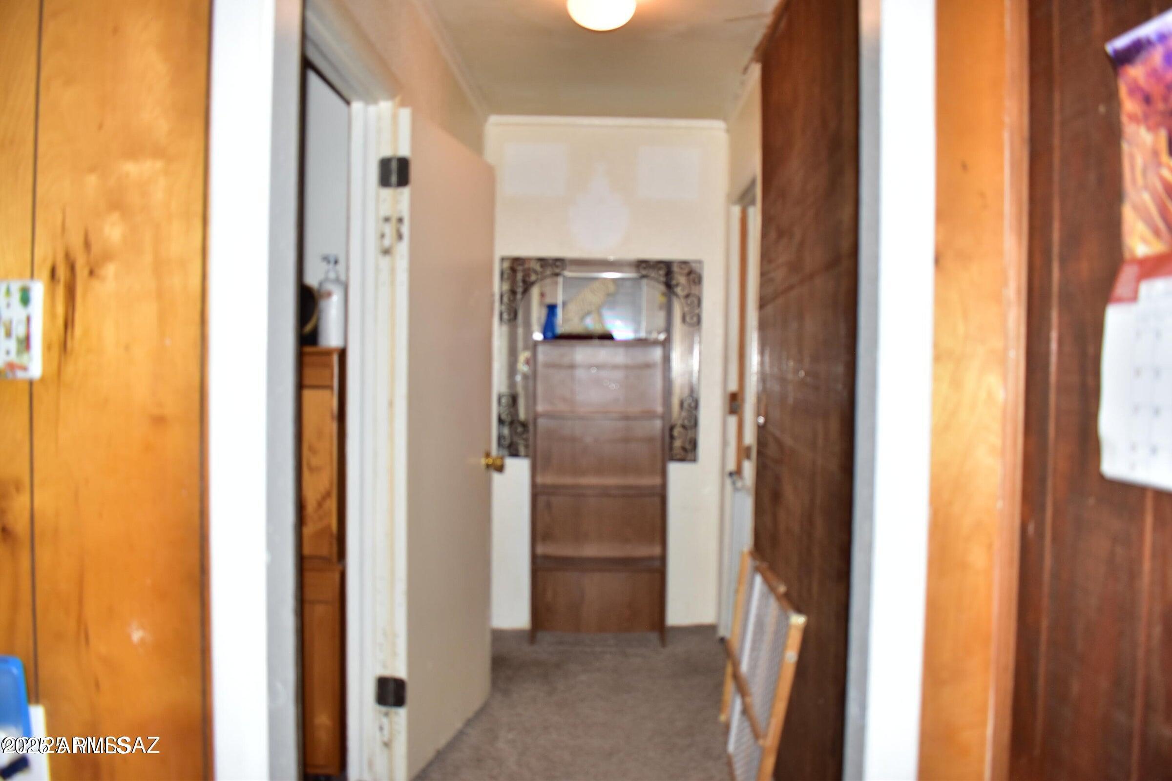 830 West Airport Road Willcox, AZ 85643 - Photo 9 of 20 Hallway