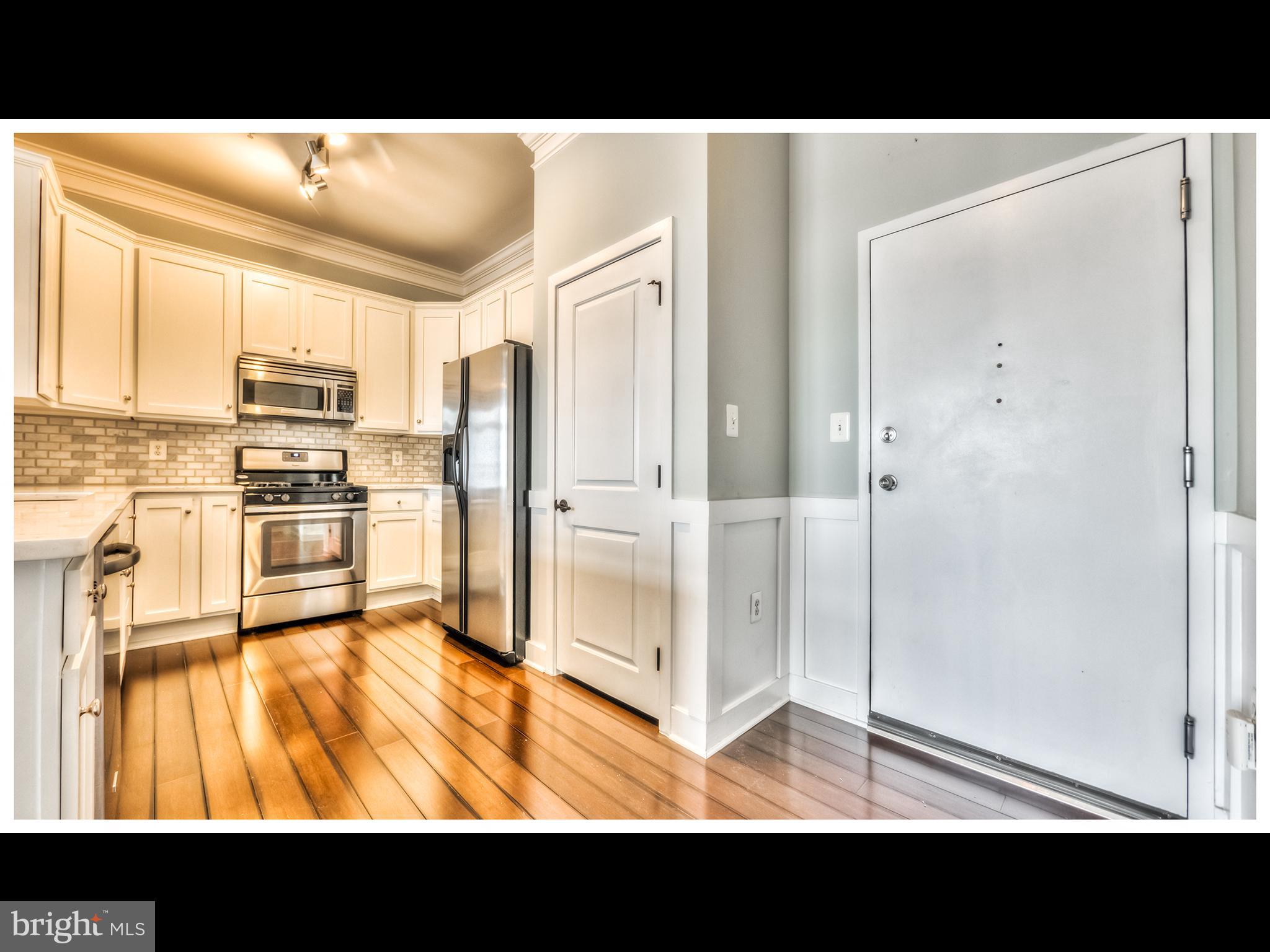 1500 Thames Street, Unit 304 Baltimore, MD 21231 - Photo 4 of 30
