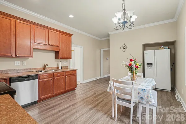 $317,900 | 318 East Pressley Avenue, Mooresville, NC 28115
